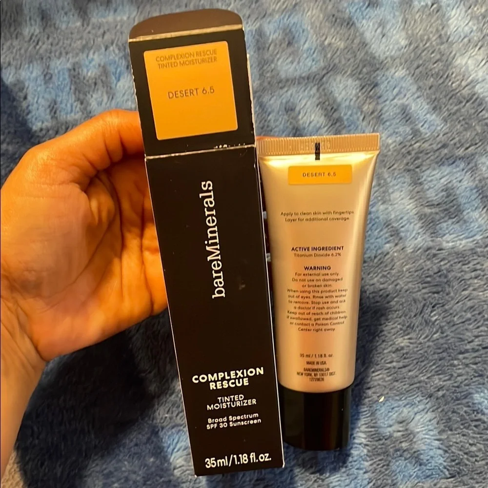 bareMinerals Complexion Rescue Tinted Moisturizer